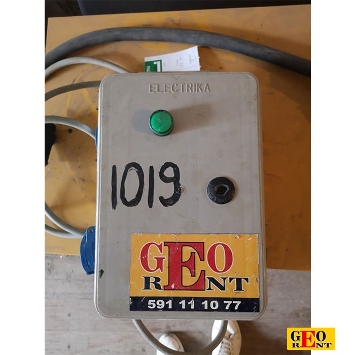 Electronic transmitter F/M-16 Ampere. = M-32 A 5X4
